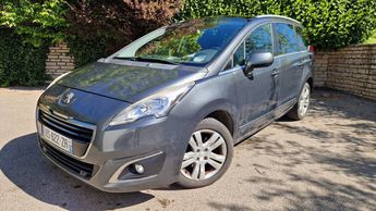  Voir d&eacute;tails -Peugeot 5008 Active &agrave; Quetigny (21)