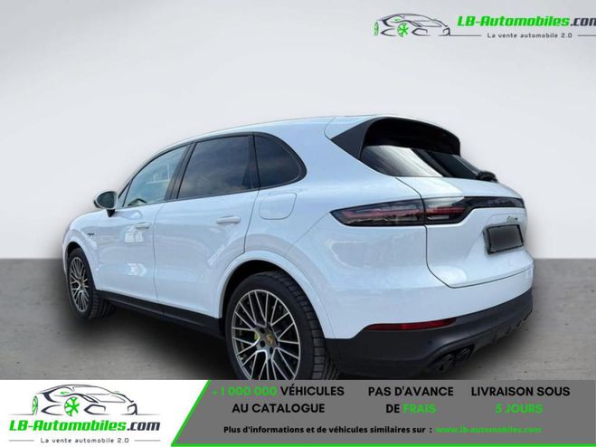 Porsche Cayenne E-Hybrid 3.0 V6 462 ch  BVA Blanc de 2023