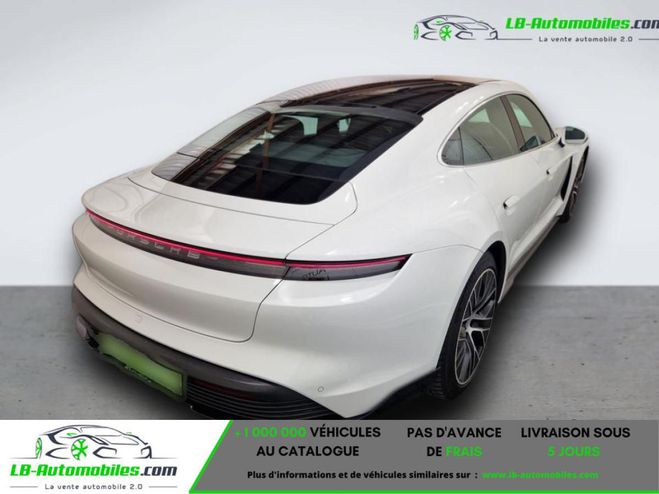 Porsche Taycan 4S 530 ch Blanc de 2020