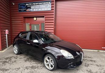  Voir d&eacute;tails -Alfa romeo Giulietta 1.6 jtdm 105cv clim cuir gps toit panora &agrave; Sainte-Marie-aux-Ch�nes (57)