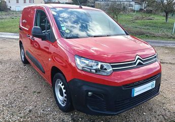  Voir d&eacute;tails -Citroen Berlingo hdi 130 cv EAT8 3places & prise 220 v ca &agrave; Lagney (54)