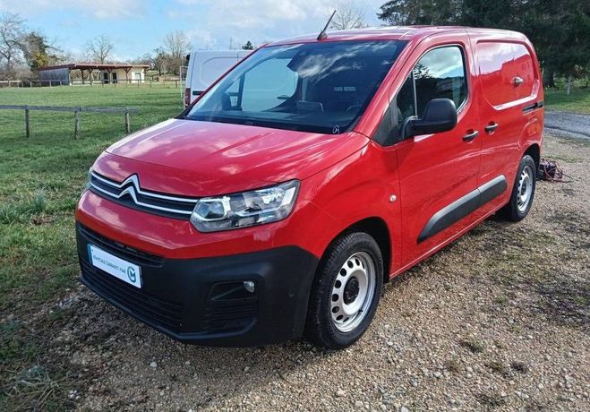 Citroen Berlingo hdi 130 cv EAT8 3places & prise 220 v ca Rouge de 2019