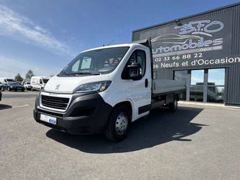  Voir d&eacute;tails -Peugeot Boxer 435 L4 2.0 BLUEHDI 130 PRO SR &agrave; Saint-Georges-des-Groseillers (61)