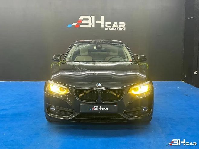 BMW Serie 2 Coup� (F22) 2.0L Essence 220iA 184ch Lux Noir de 2017
