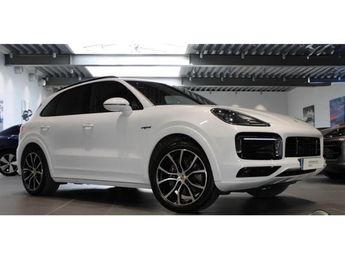  Voir d&eacute;tails -Porsche Cayenne 3.0i V6 - 304 - BVA Tiptronic S 2017 E-H &agrave; Ozoir-la-Ferri�re (77)