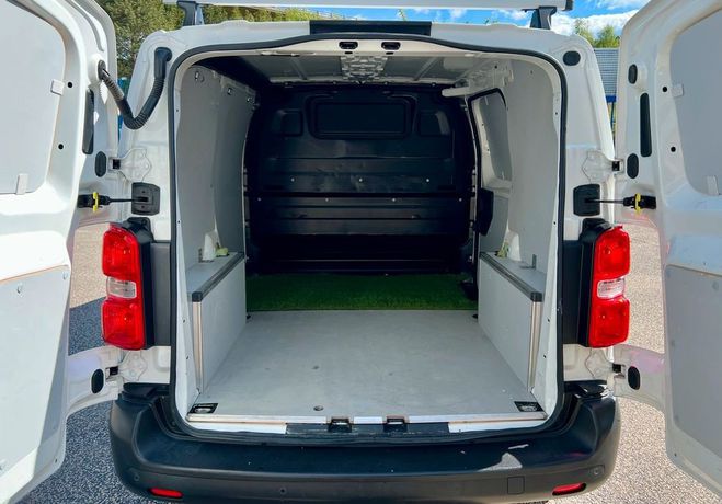 Peugeot Expert hdi 120 chv pro compact Blanc de 2019