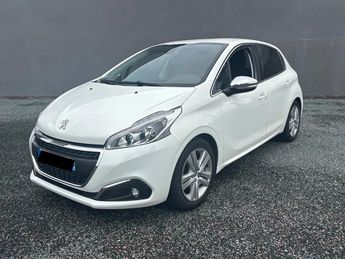  Voir d&eacute;tails -Peugeot 208 GENERATION-I 1.5 BLUEHDI 100 ALLURE BUSI &agrave;  La Jarne (17)