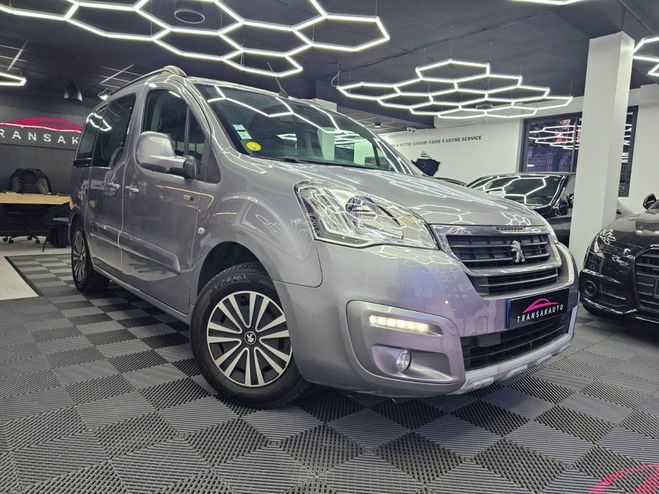 Peugeot Partner TEPEE 1.6 BlueHDi 100ch BVM5 Style 1ERE  Gris de 2015