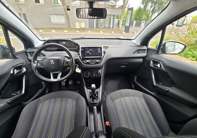 Peugeot 208 1.2l Ess 82ch Urban soul Autre de 2015