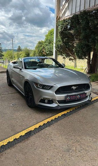  Voir d&eacute;tails -Ford Mustang gt cabriolet &agrave;  Les Thilliers-en-Vexin (27)