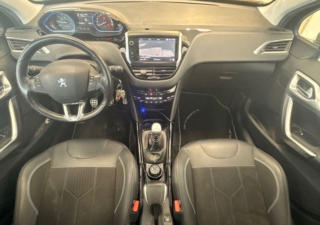 Peugeot 2008 1.2 130ch crossway courroie distribution Bleu de 2018
