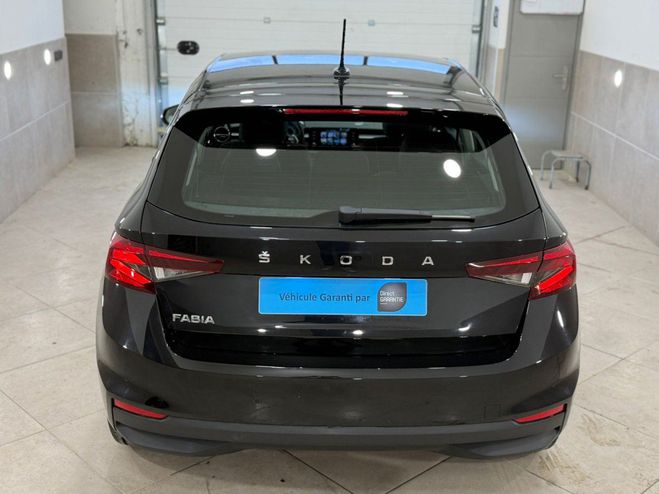 Skoda Fabia iv 1.0 tsi 95 ch annee 2024 1ere main tv NOIR de 2024