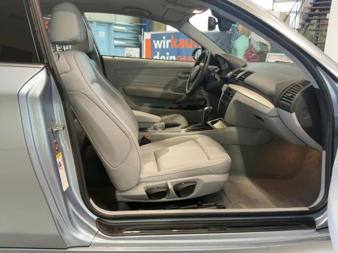 BMW Serie 1 125i COUPE BVA E82 / 1ERE MAIN / HISTORI GRIS de 2009