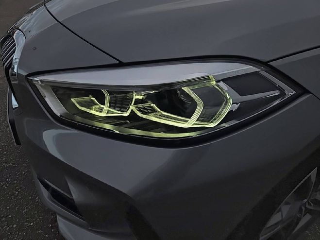 BMW Serie 1 118i 136 ch DKG7 M Sport 5p SKYSCRAPER GRAU METALLIC de 2022