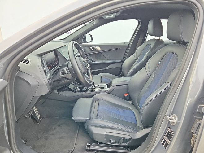 BMW Serie 1 118i 136 ch DKG7 M Sport 5p SKYSCRAPER GRAU METALLIC de 2022