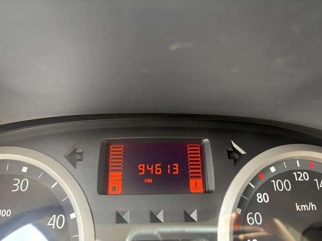 Renault Clio 1.5 DCI 80CH CAMPUS CLIM 5P GRIS C de 2005