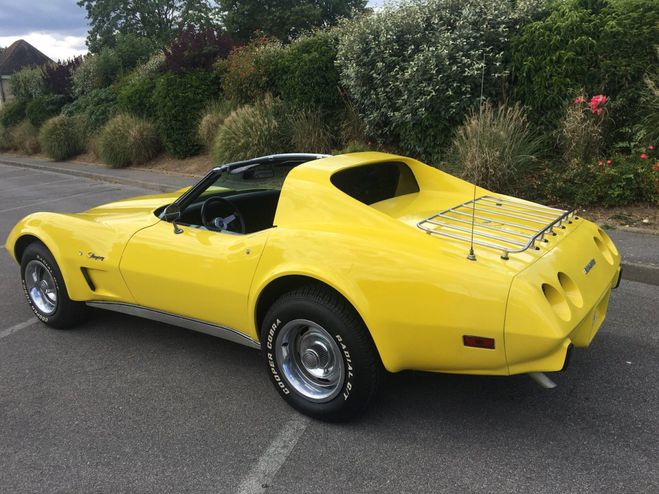Chevrolet Corvette C3 STRINGRAY 5.7L V8 350 CI DE 1977 - 26  de 1977