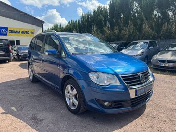  Voir d&eacute;tails -Volkswagen Touran Movie &agrave; Caen (14)