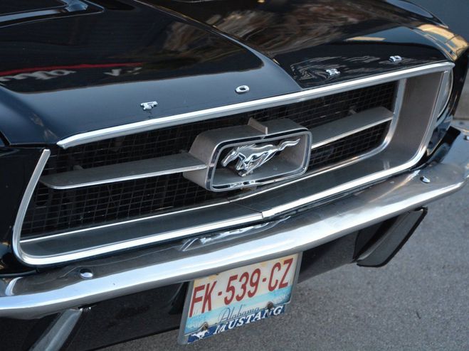 Ford Mustang v6 bva Noir de 1967