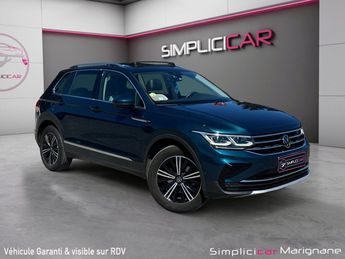  Voir d&eacute;tails -Volkswagen Tiguan 2.0 TDI 150ch DSG7 4Motion Elegance Toit &agrave; Vitrolles (13)