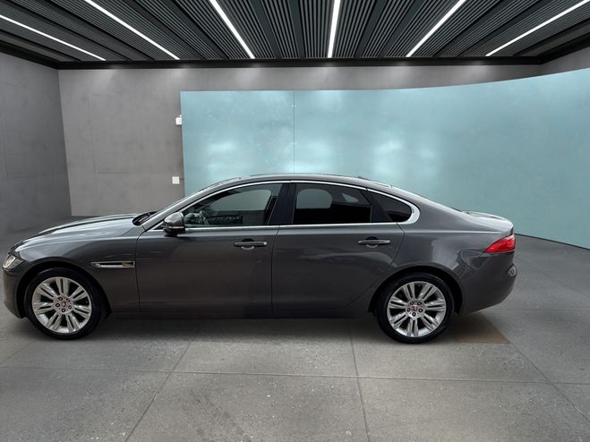 Jaguar XF V6 3.0 D 300CH PORTFOLIO BVA GRIS de 2016