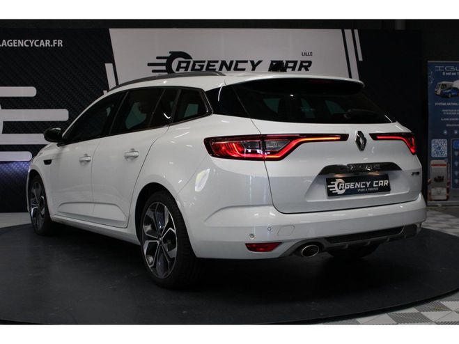 Renault Megane Estate 1.3 TCe BREAK GT Line aucun frais BLANC de 2019