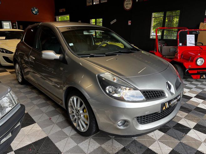Renault Clio RS III RS 197ch Gris moyen m�tallis� de 2007