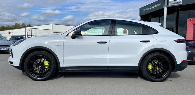Porsche Cayenne E-Hybrid / 3.0l 462 CH BVA 8 / Pack Spor Blanc de 2019