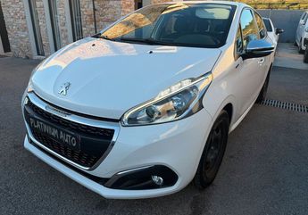  Voir d&eacute;tails -Peugeot 208 (2) 1.5 BlueHdi 100 S&S Signature 5P &agrave;  Le Rove (13)