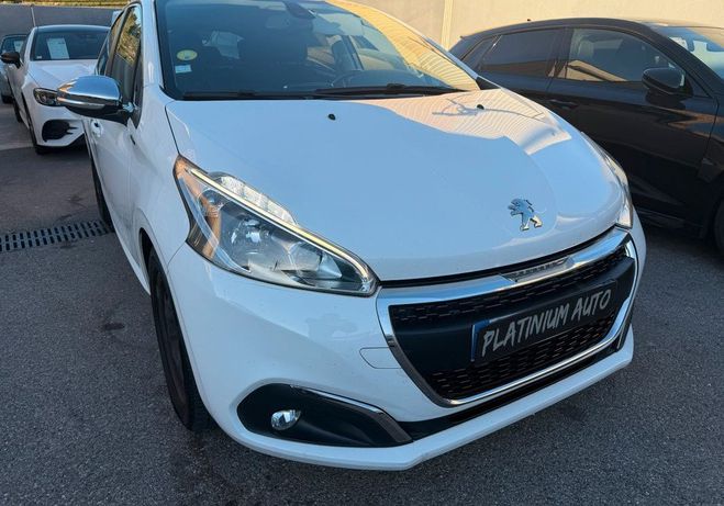 Peugeot 208 (2) 1.5 BlueHdi 100 S&S Signature 5P Blanc de 2019