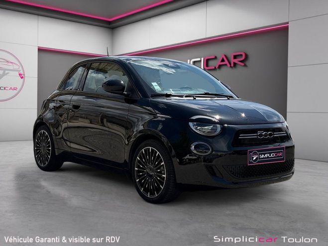 Fiat 500 NOUVELLE e 118cv Ic�ne Plus - Toit Panor Noir de 2021