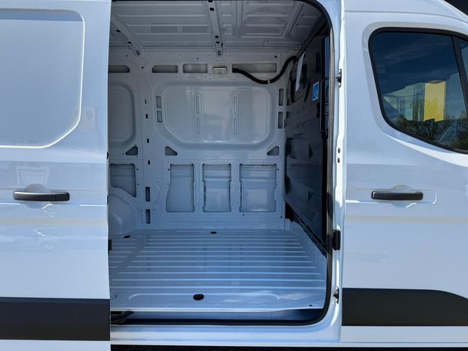 Renault Master Advance 3t5 L2H2 2.0 Blue dCi 130 Fourgo BLANC de 2025