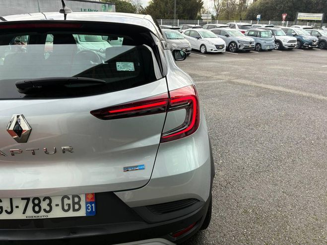 Renault Captur 1.6 E-Tech Hybride - 145 - BVA Business GRIS CLAIR de 2022