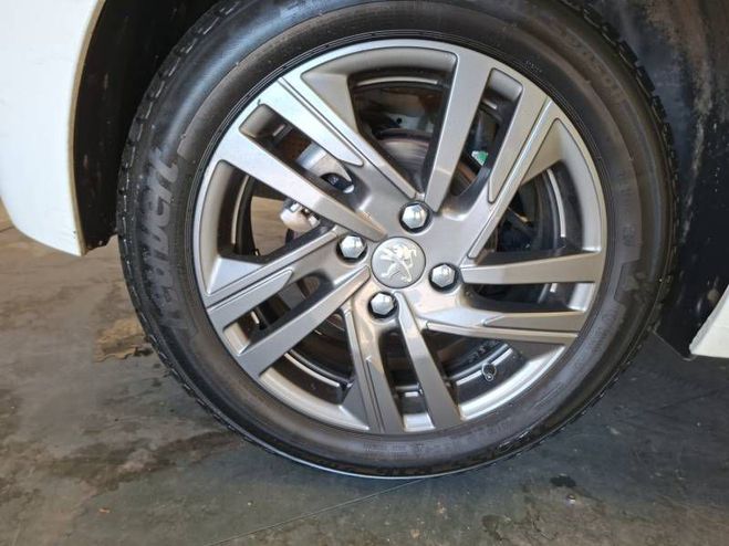 Peugeot 208 PureTech 100 S&S BVM6 Style blanc de 2021