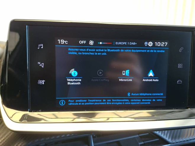 Peugeot 208 PureTech 100 S&S BVM6 Style blanc de 2021