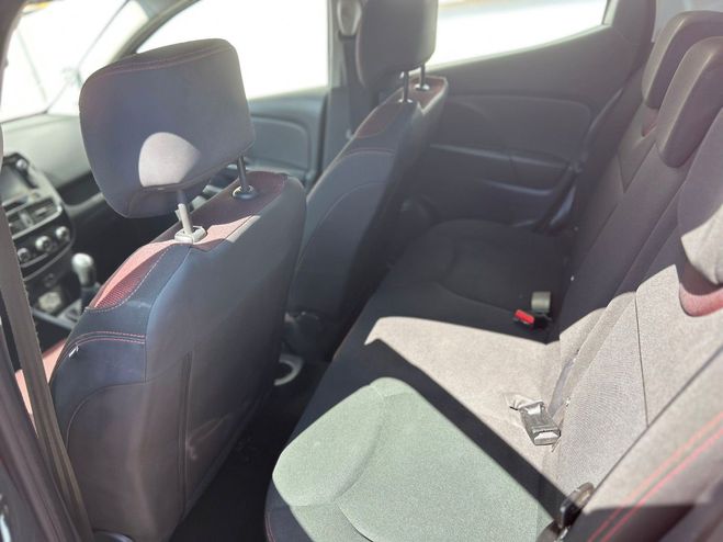 Renault Clio Confort Dynamique Rouge de 2012
