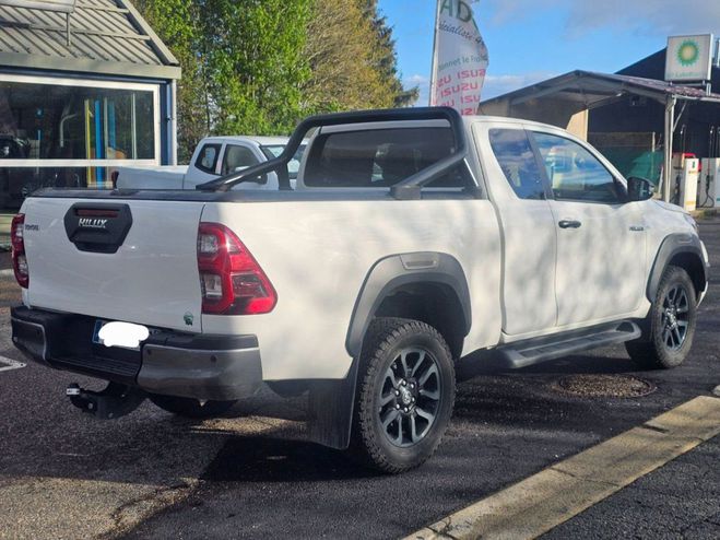 Toyota Hilux IV (2) X-TRA CABINE 4WD 2.4 150 D-4D BVA Blanc de 2021