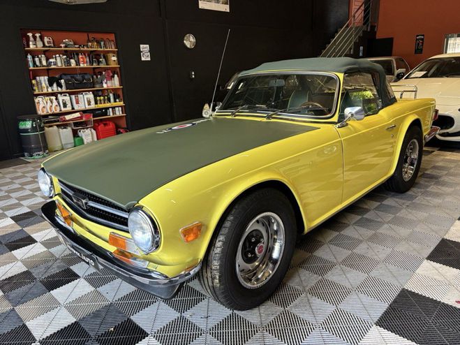 Triumph TR6 configuration unique tr�s belle Jaune de 1971