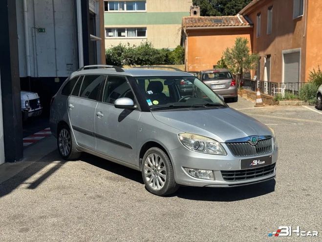Skoda Fabia COMBI 1.6 TDI 105cv AMBITION / CLIM AUTO Gris de 2011