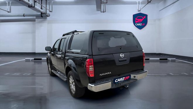 Nissan Navara * 231 ch * V6 * 4x4 * Attelage 3T Noir de 2015