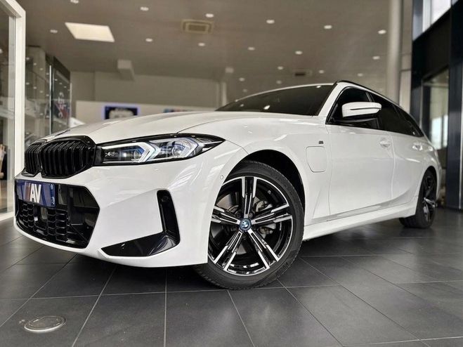 BMW Serie 3 (G21) 330e - 292CH - M SPORT loa 599 eur Blanc de 2024