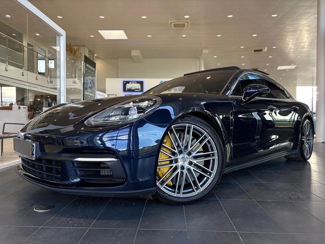 Porsche Panamera (971) - Full options - 440CH Bleu de 2019