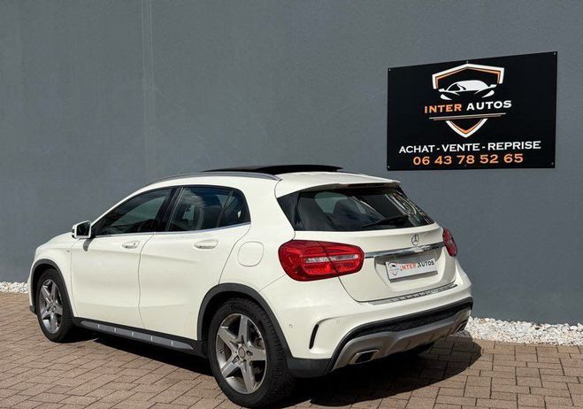 Mercedes Classe GLA Classe BENZ 200 PACK AMG FASCINATION 156 Blanc de 2016