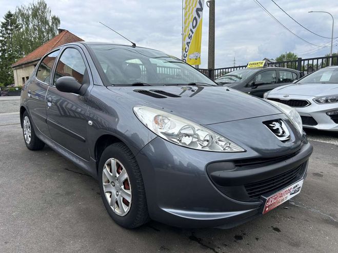 Peugeot 206 1.1i Trendy 5 portes Avec Carnet Complet Gris M�tallis� de 