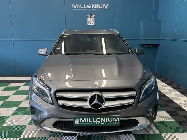 Mercedes Classe GLA 220 d Sensation 4Matic 7G-DCT Gris de 2016