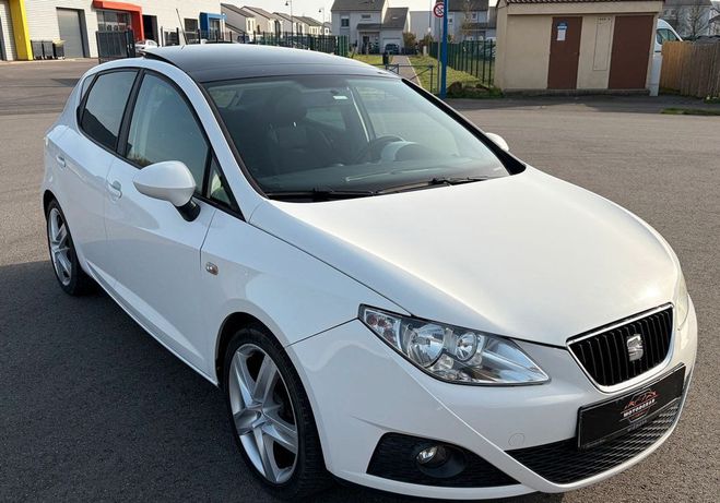 Seat Ibiza 1.6 TDI SPORT 90 CH Blanc de 2009