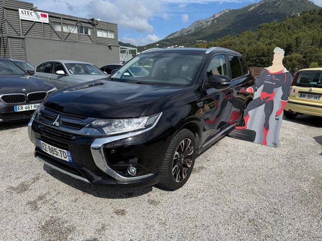 Mitsubishi Outlander PHEV HYBRIDE RECHARGEABLE 200CH INTENSE  Noir de 2018