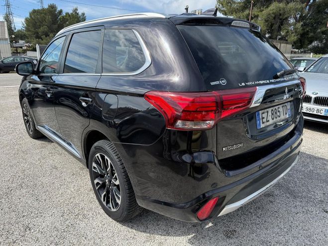 Mitsubishi Outlander PHEV HYBRIDE RECHARGEABLE 200CH INTENSE  Noir de 2018