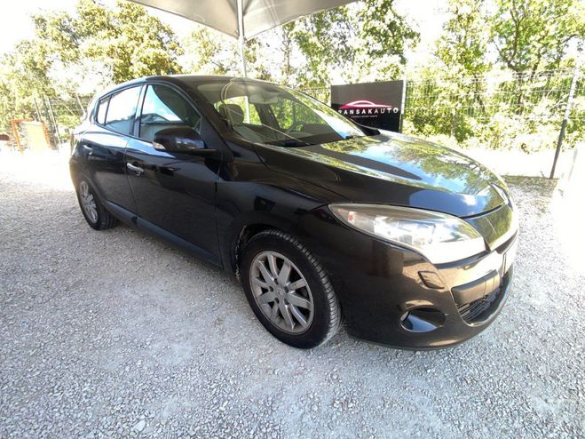 Renault Megane III BERLINE dCi 130 FAP eco2 Expression  Noir de 2010