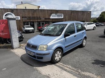  Voir d&eacute;tails -Fiat Panda 1.2i - 60 Malice   clim &agrave; Brive-la-Gaillarde (19)